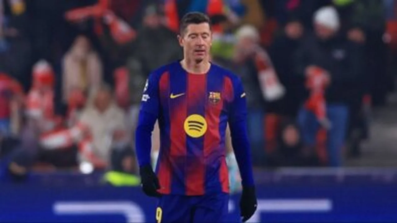 برشلونة يثني على ليفاندوفسكي بعد الاعلان عن رحيله